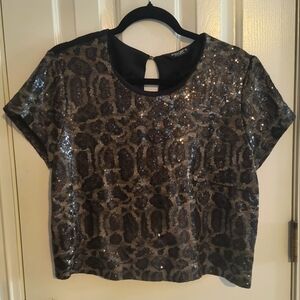 Animal print crop top